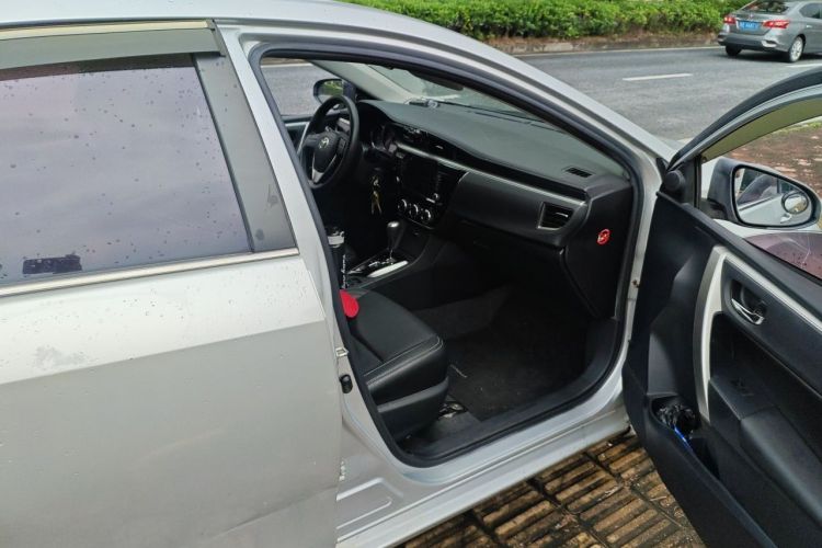 Toyota Corolla 2017 car image #27