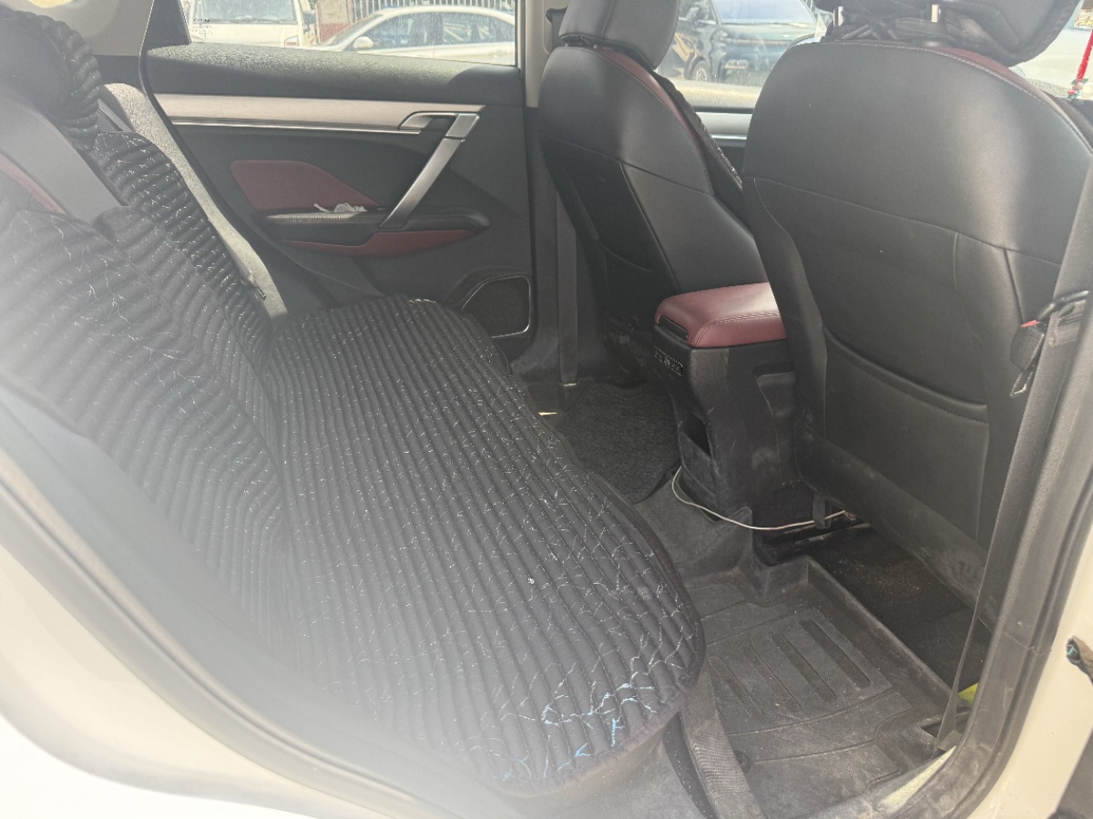 GEELY Coolray 2021 car image #4