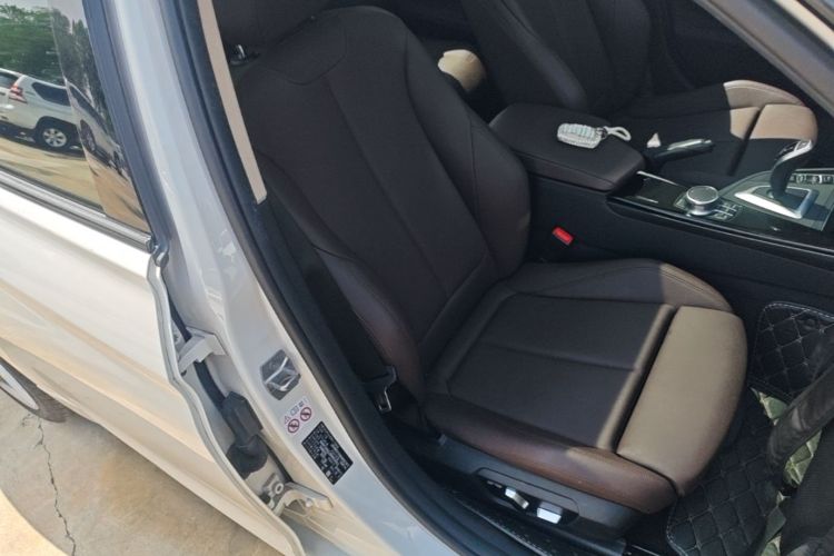 BMW 3 Series 2018 #24 BMW 3 Series 2018 car image #24