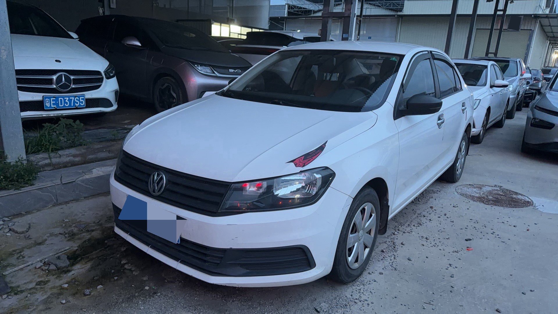 Volkswagen Santana 2017 Volkswagen Santana 2017 car image