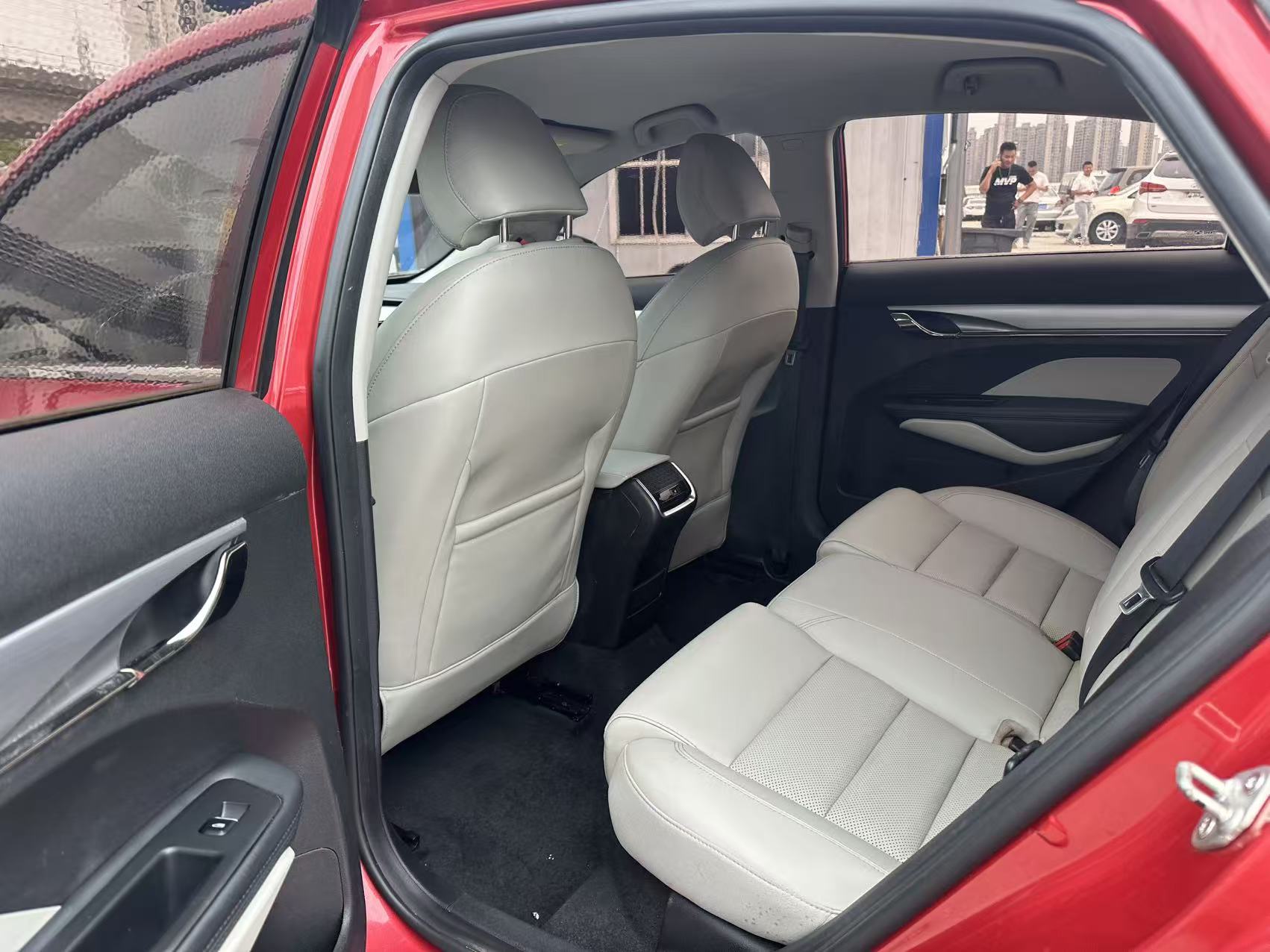 GEELY Binray 2018 image de voiture #5