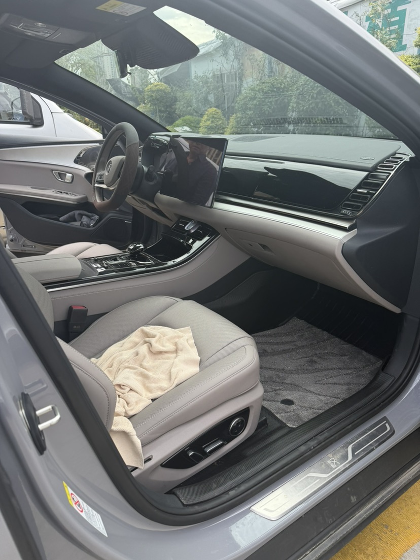 BYD Han 2025 image de voiture #5