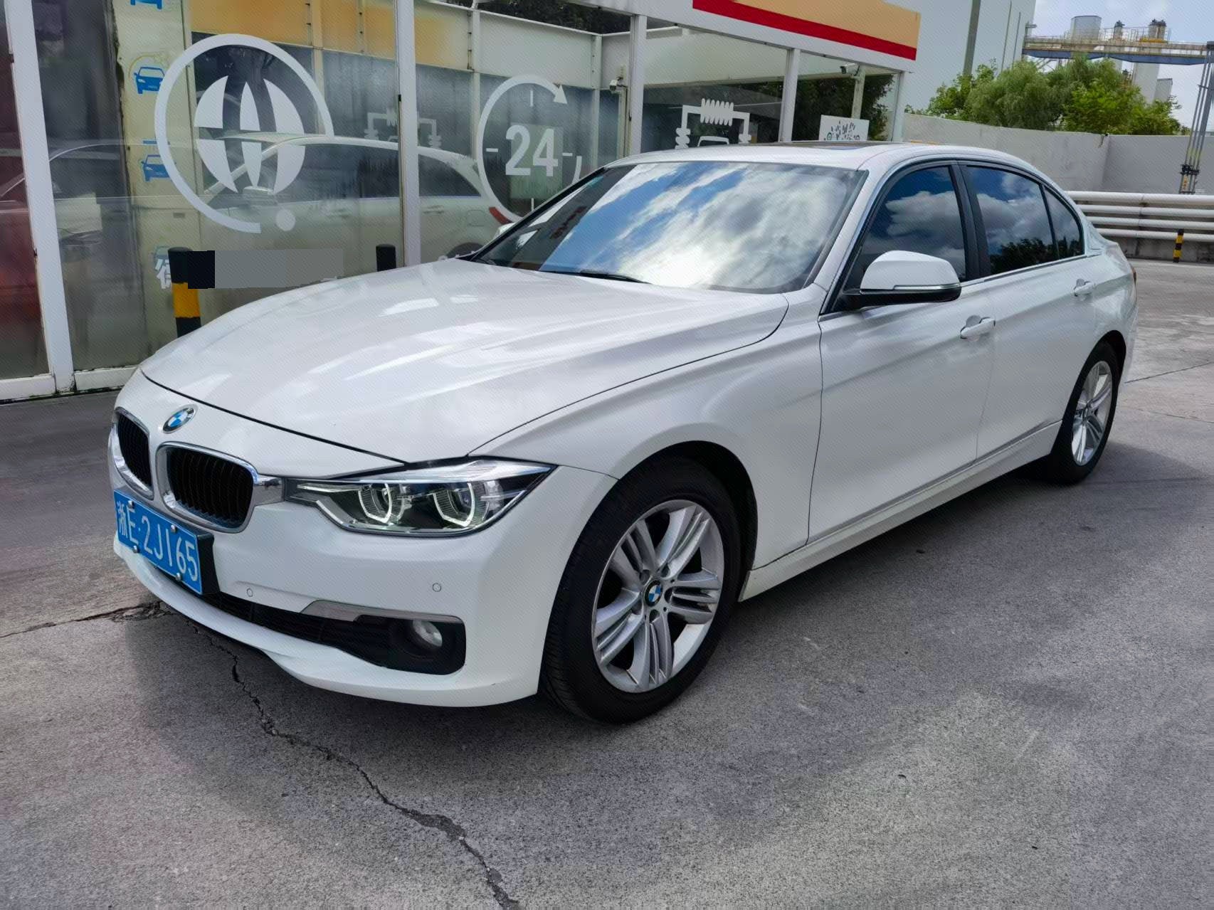 2017 2017 car image