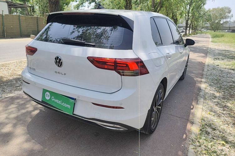 Volkswagen Golf 2022 изображение автомобиля #7