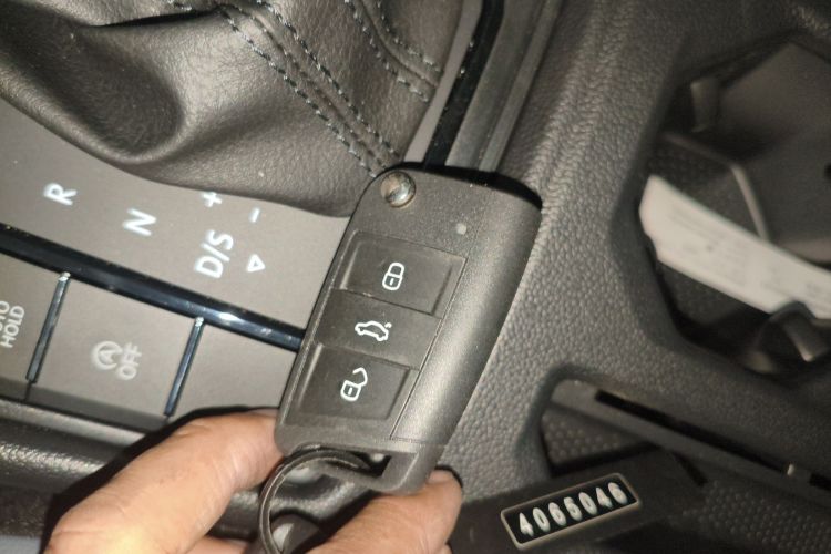 Volkswagen Lavida 2026 imagen de coche #9