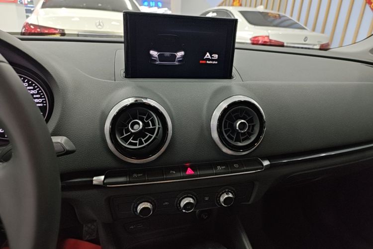 Audi A3 2020 car image #13