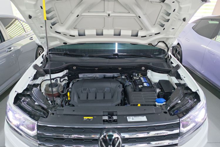 Volkswagen Tharu 2023 immagine di auto #20