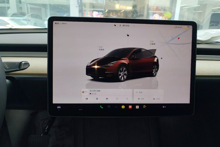 Tesla Model Y 2023 #13 Tesla Model Y 2023 car image #13