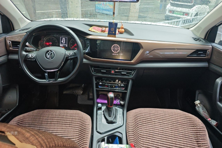 Volkswagen Tharu 2021 car image #11