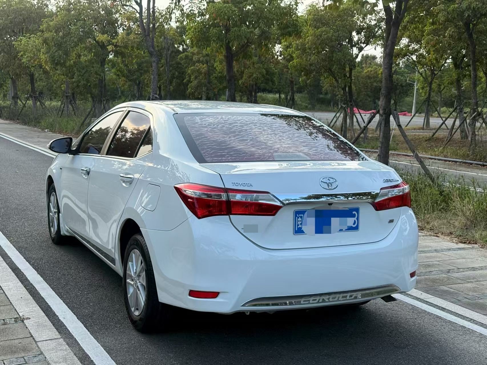 Toyota Corolla 2015 #6 Toyota Corolla 2015 car image #6