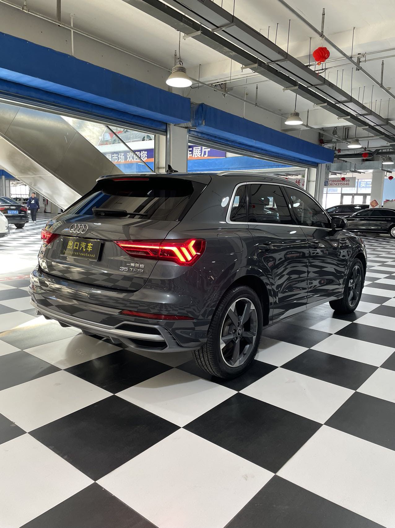 Audi Q3 2022 immagine di auto #9