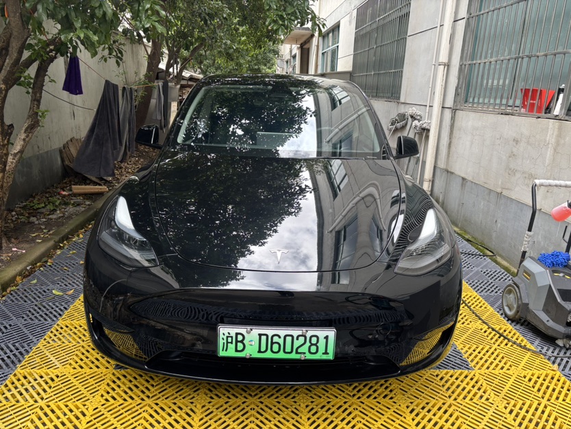 Tesla Model Y 2023 #2 Tesla Model Y 2023 car image #2