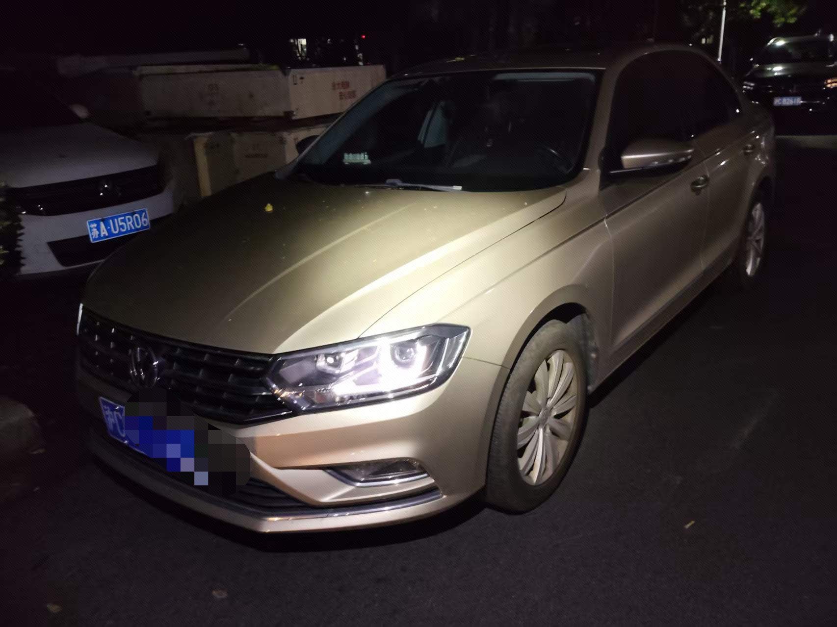 Volkswagen Bora 2018 car image 