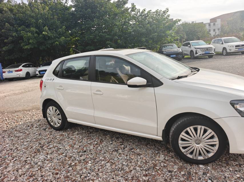 Volkswagen Polo 2016 #5 Volkswagen Polo 2016 car image #5