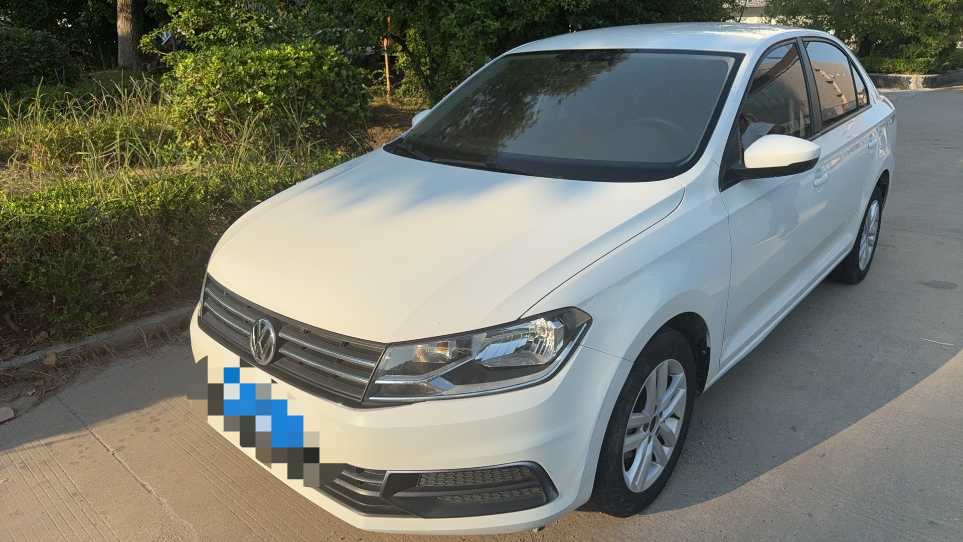 Volkswagen Santana 2019 car image 