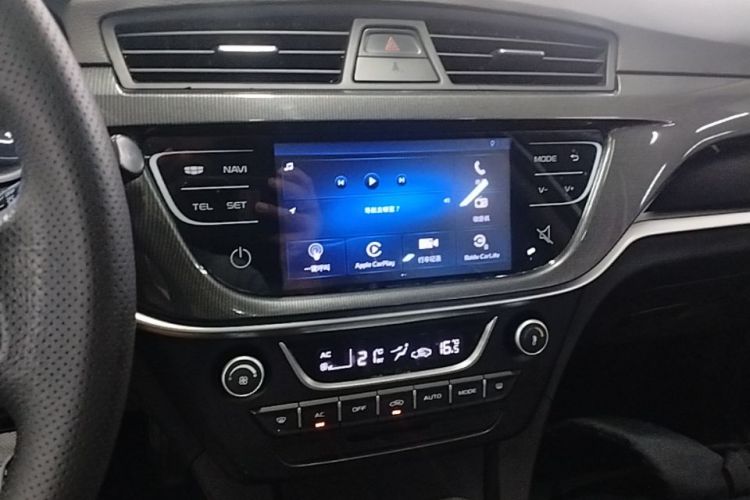 GEELY Emgrand 2017 #17 GEELY Emgrand 2017 car image #17