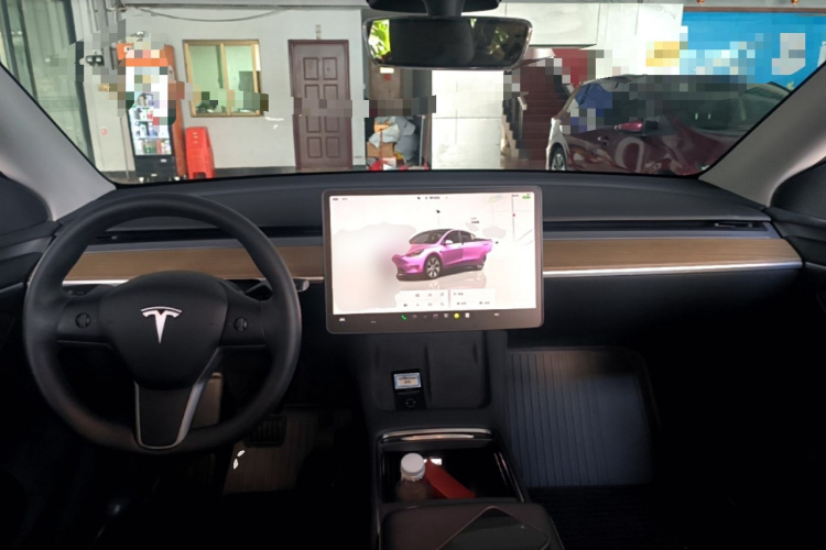 Tesla Model Y 2022 #10 Tesla Model Y 2022 car image #10