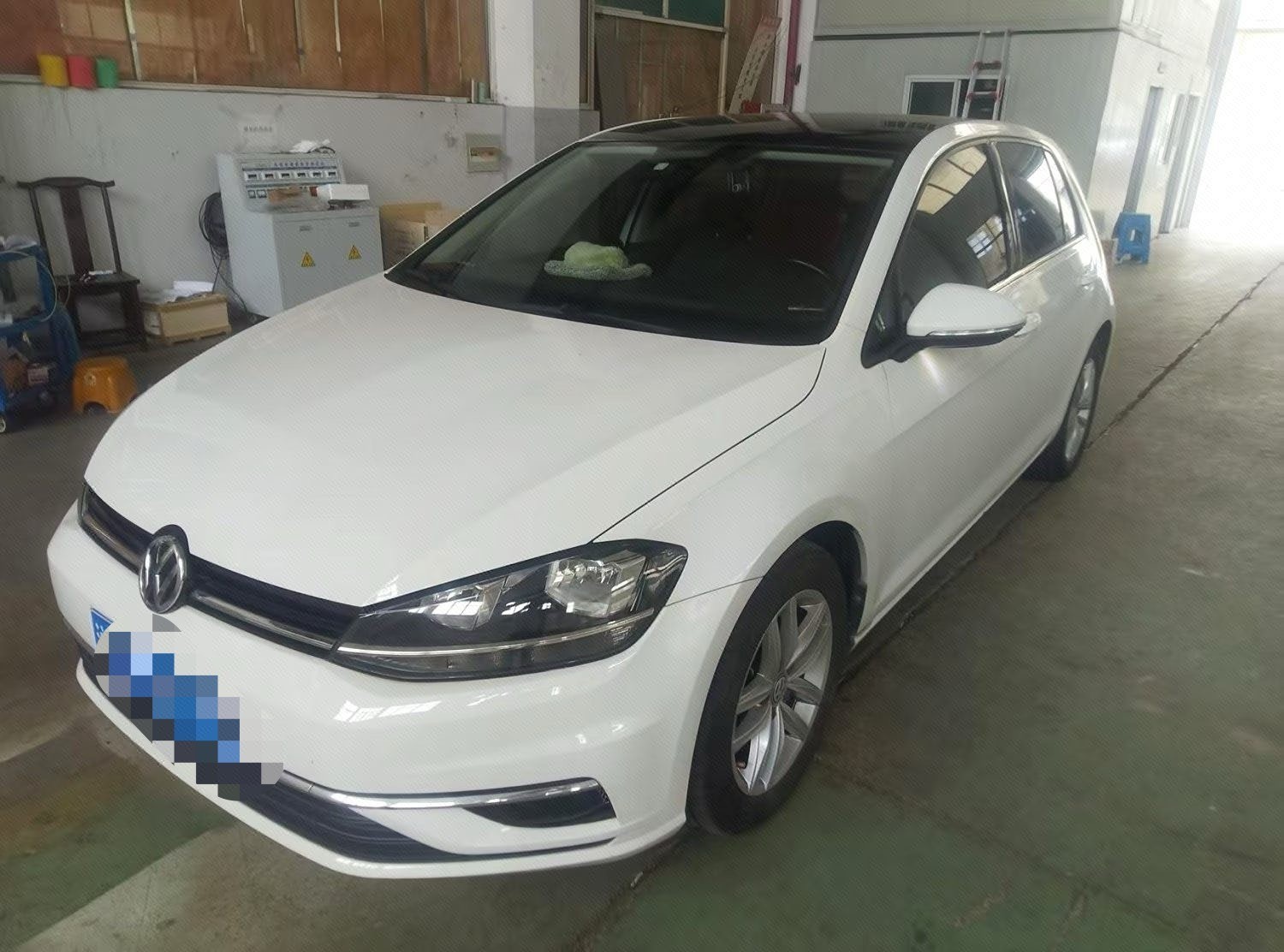 2018 2018 car image