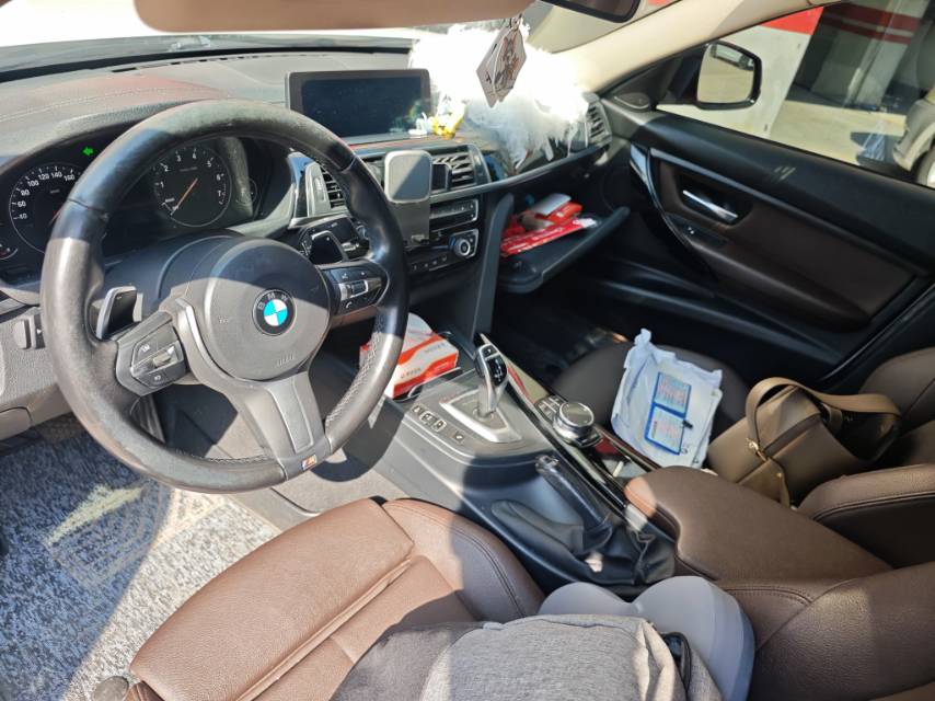 BMW 3 Series 2019 #3 BMW 3 Series 2019 car image #3