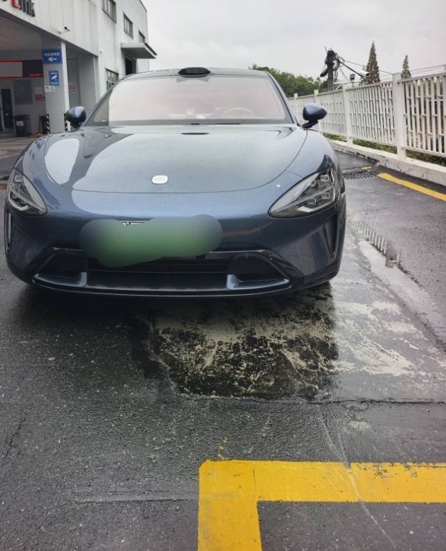 2025 car image #2