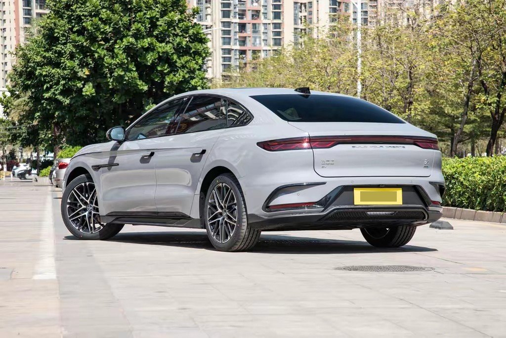 BYD Han 2025 #6 BYD Han 2025 صورة سيارة #6