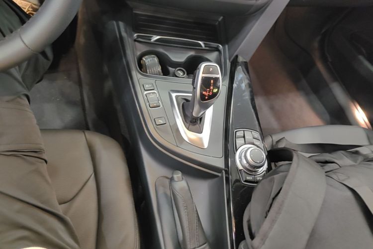 BMW 3 Series 2016 #14 BMW 3 Series 2016 car image #14