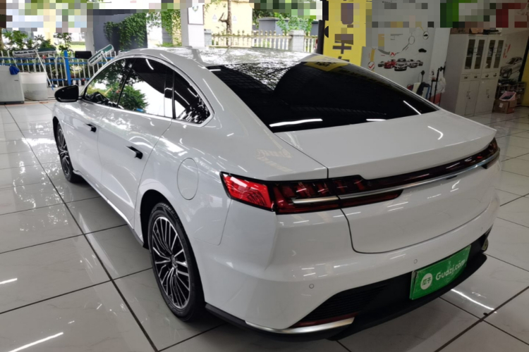 BYD Han 2022 car image #5