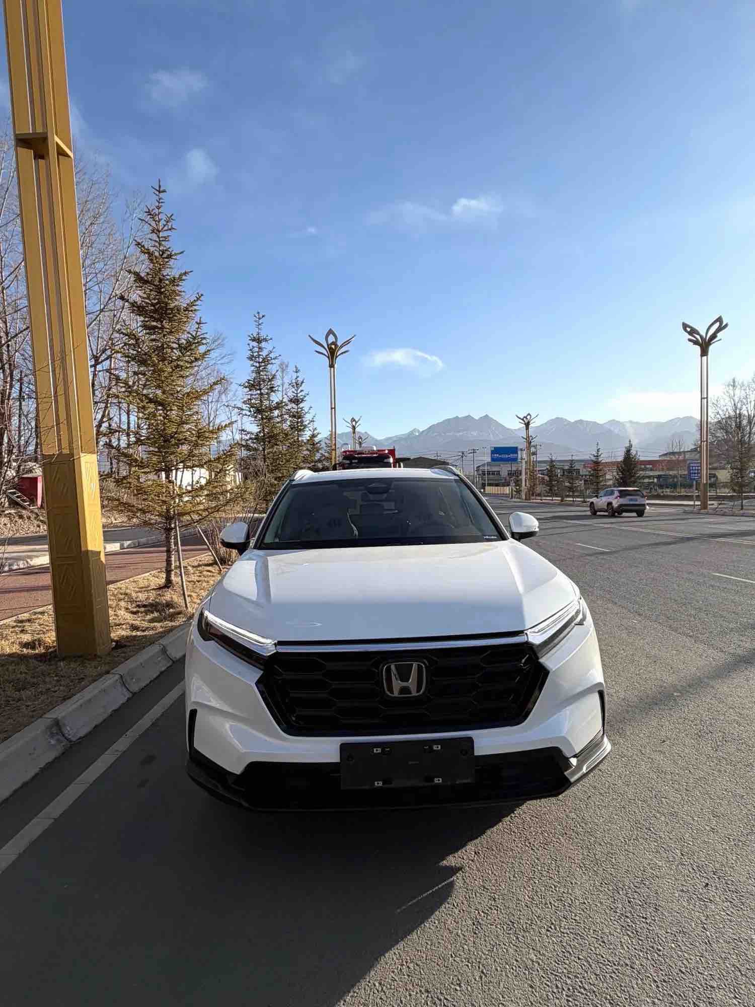 Honda CR-V 2025 #2 Honda CR-V 2025 صورة سيارة #2