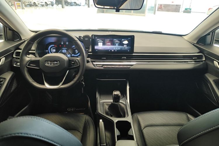 GEELY Emgrand 2023 car image #10