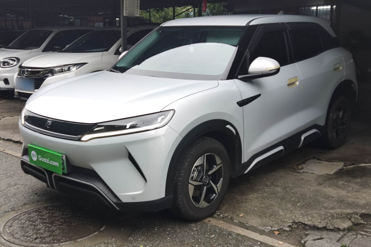 BYD YuanUP 2024 immagine di auto #2