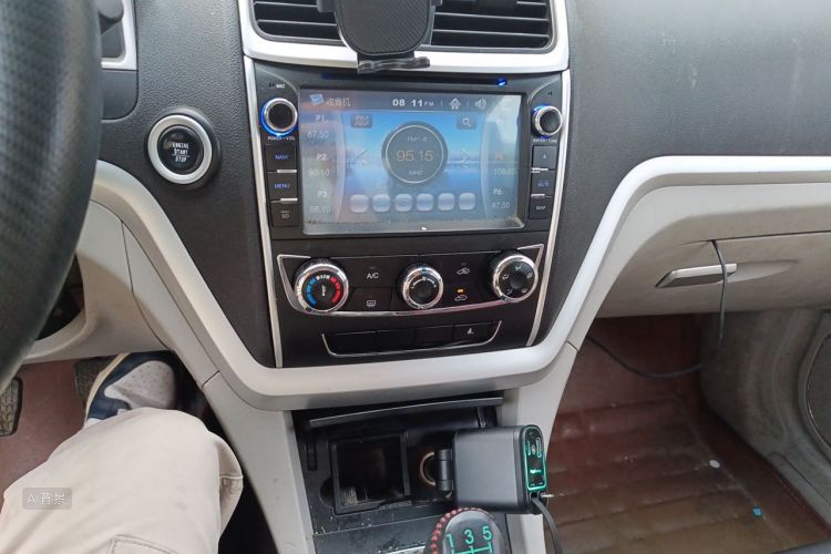 GEELY Emgrand 2015 #15 GEELY Emgrand 2015 car image #15
