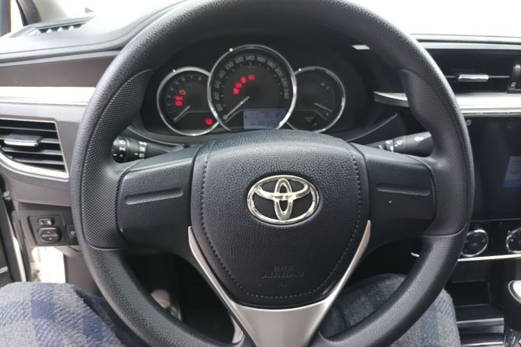 2016 immagine di auto #11