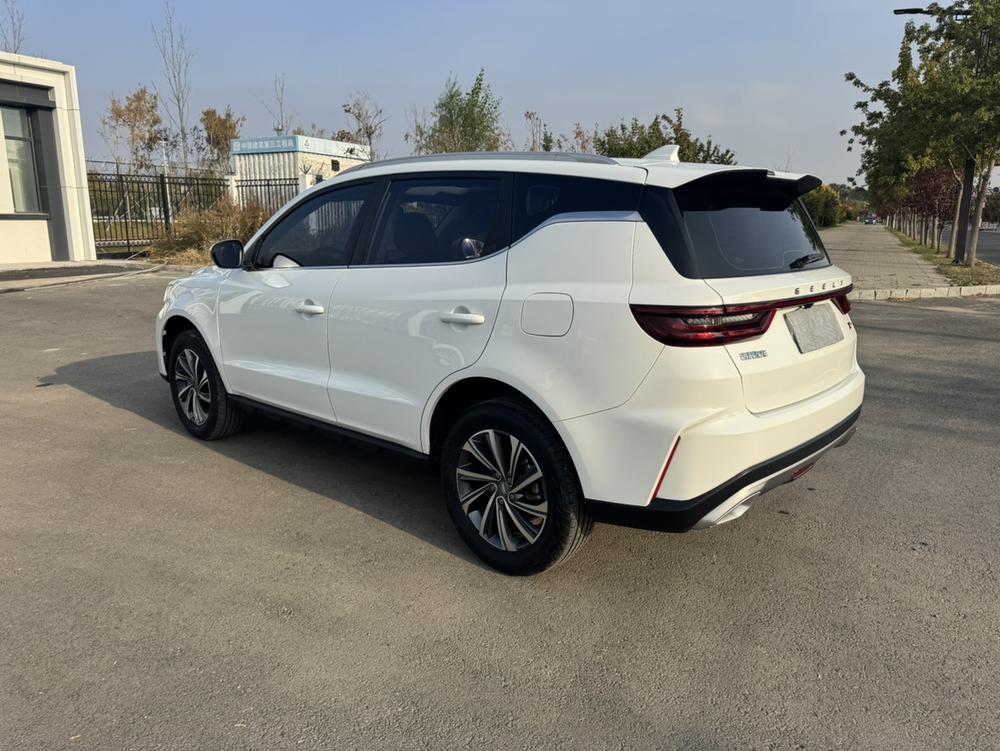 GEELY Vision X6 2023 #4 GEELY Vision X6 2023 imagen de coche #4