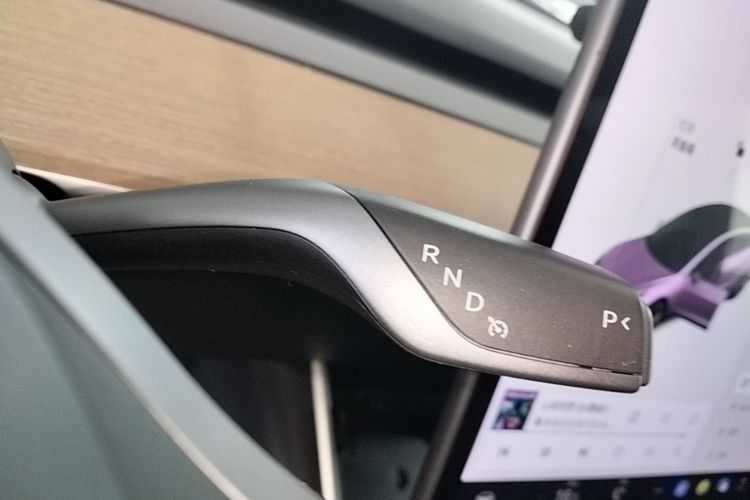 Tesla Model 3 2020 #18 Tesla Model 3 2020 car image #18