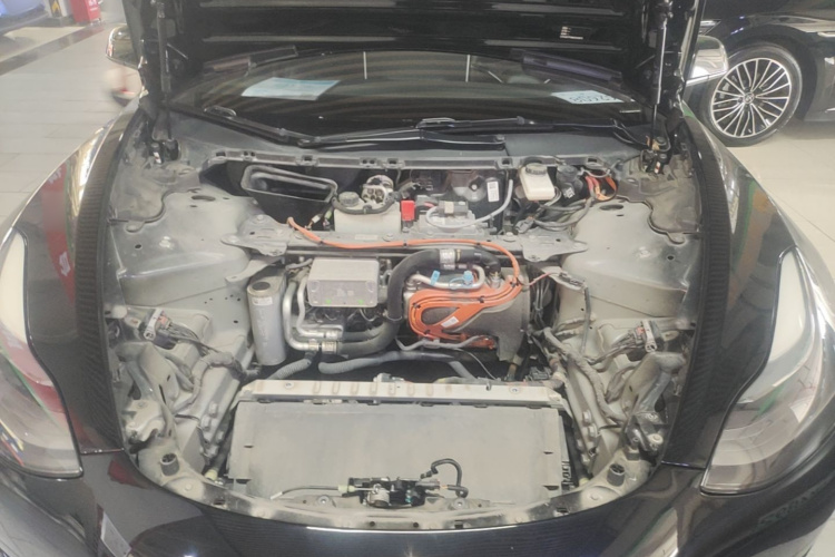 Tesla Model 3 2022 car image #22