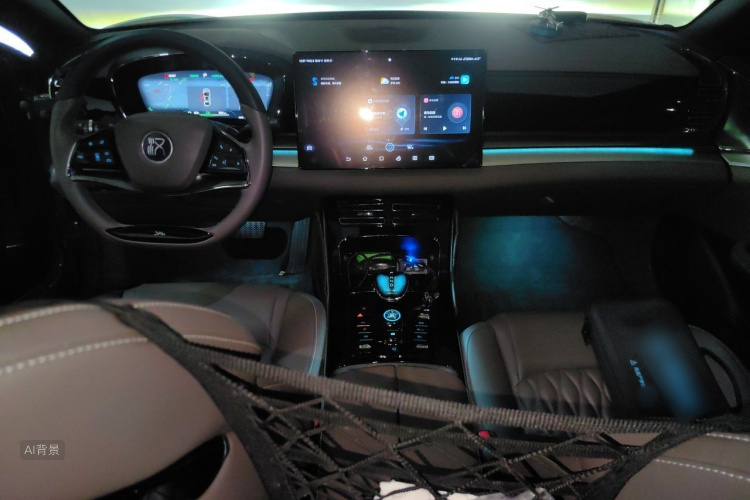 BYD Han 2023 car image #11