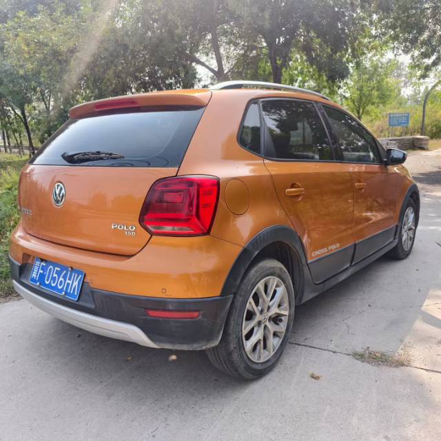 Volkswagen Polo 2015 #4 Volkswagen Polo 2015 car image #4