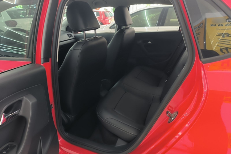 Volkswagen Polo 2018 immagine di auto #17