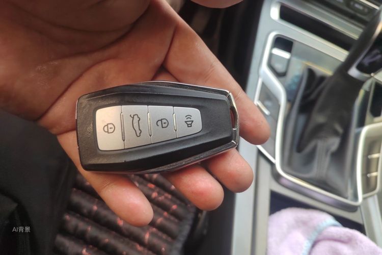 GEELY Emgrand 2021 car image #10