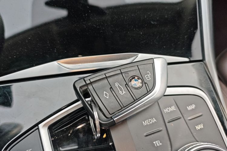 BMW 3 Series 2023 #9 BMW 3 Series 2023 image de voiture #9