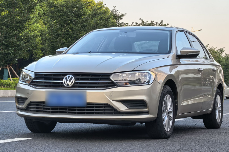 Volkswagen Bora 2018 imagem de carro #2