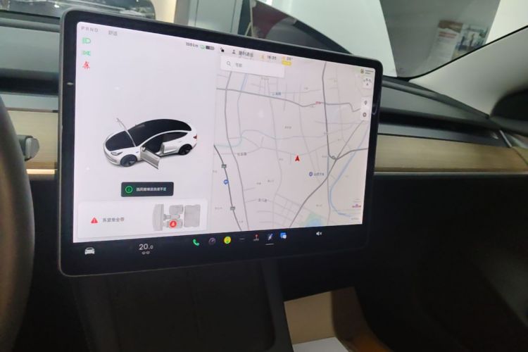 Tesla Model 3 2021 immagine di auto #13