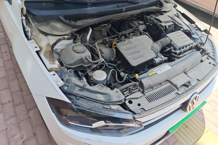 Volkswagen Polo 2020 car image #24