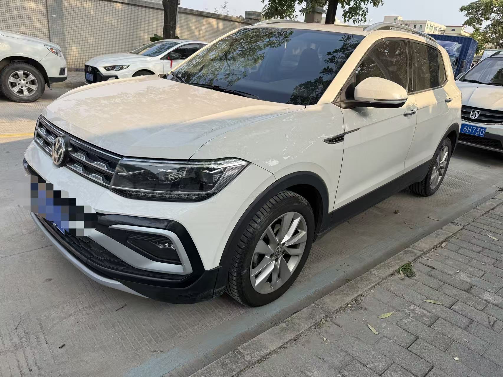 Volkswagen T-Cross 2020 Volkswagen T-Cross 2020 car image