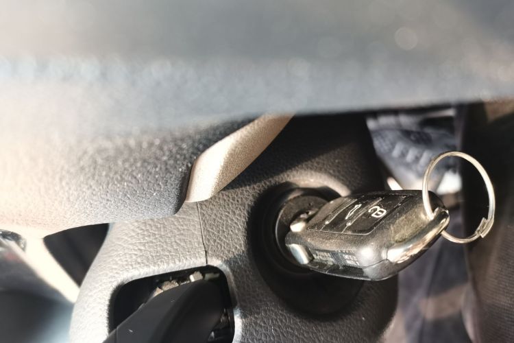 Volkswagen Polo 2011 imagem de carro #11