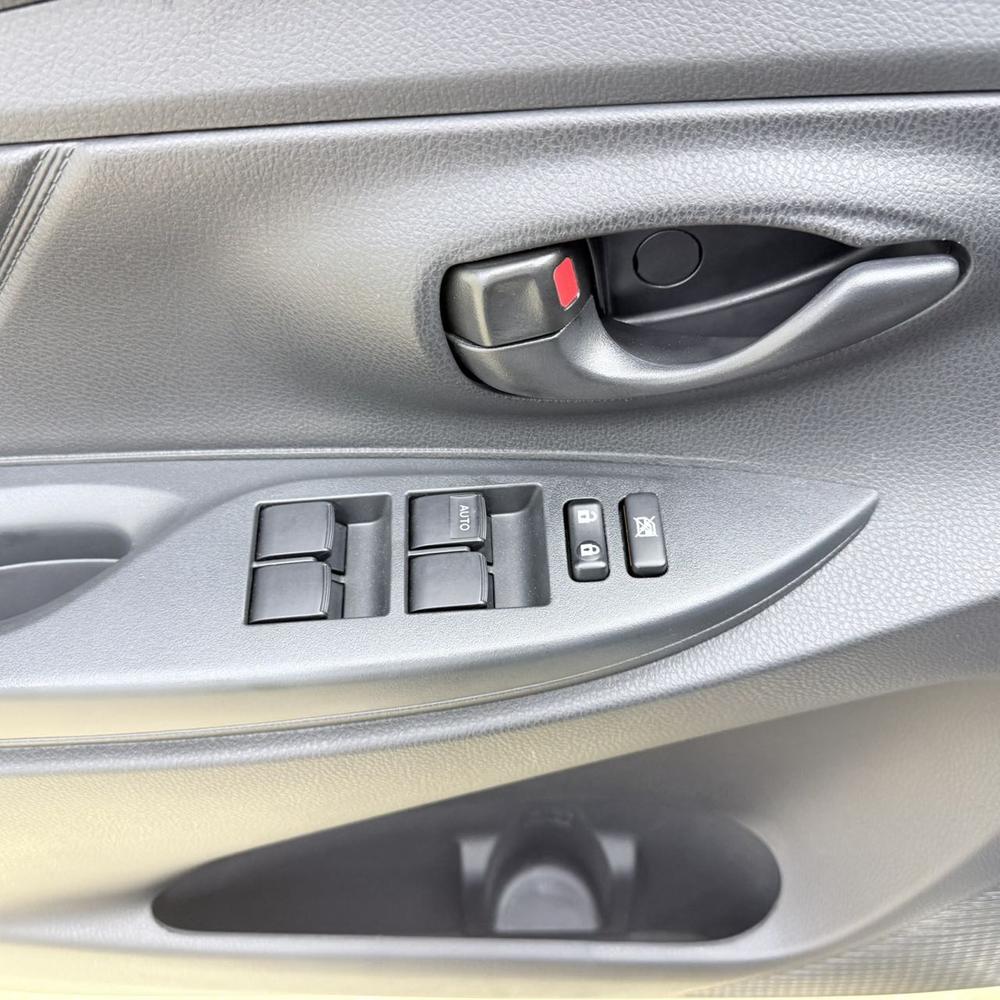 Toyota Vios FS 2022 imagem de carro #25