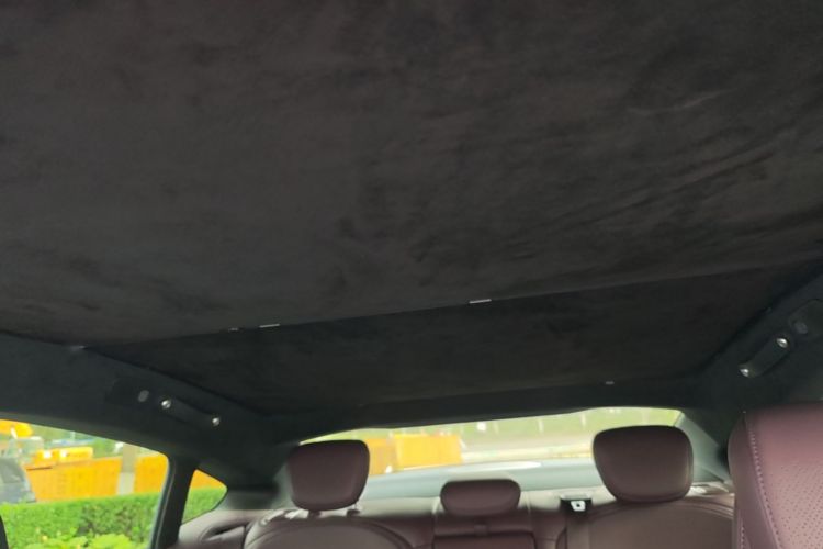 MI SU7 2025 immagine di auto #18