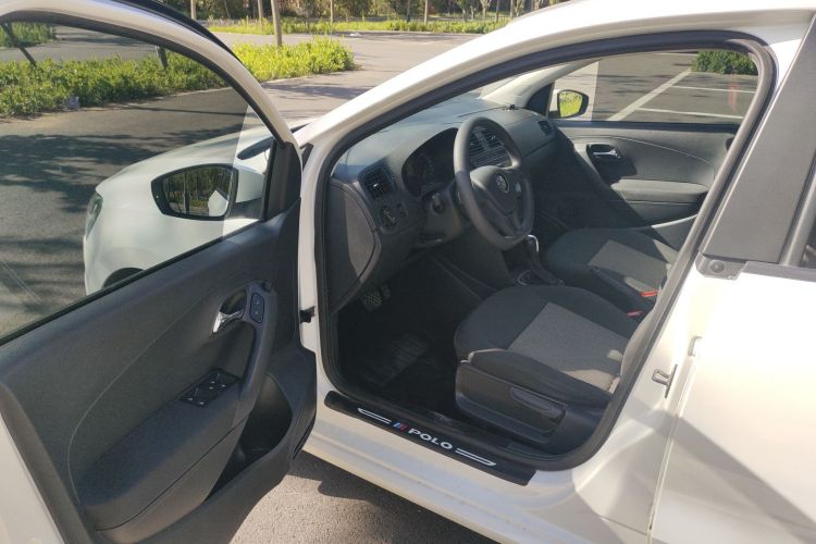 Volkswagen Polo 2019 #16 Volkswagen Polo 2019 car image #16