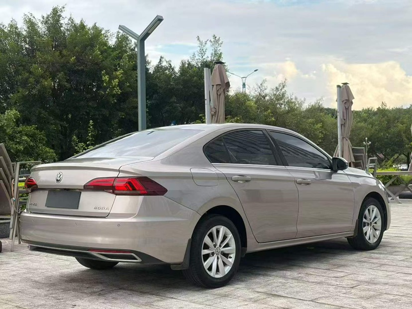 Volkswagen Bora 2020 car image #9