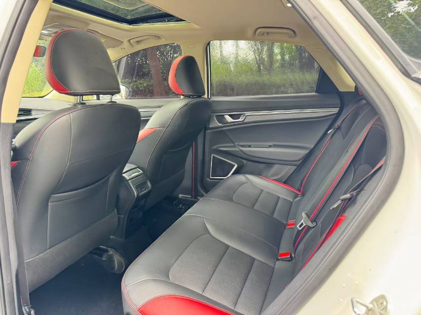 GEELY Emgrand GS 2020 #6 GEELY Emgrand GS 2020 car image #6
